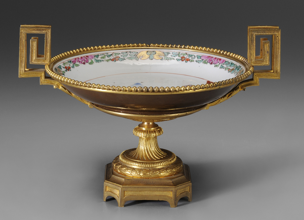 Chinese Bowl in Footed Gilt Bronze