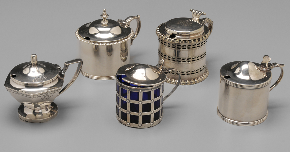 Five Silver Mustard Pots one George 113ae6