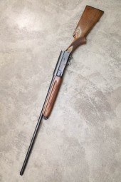 BROWNING SHOTGUN. 12 guage marked Browning