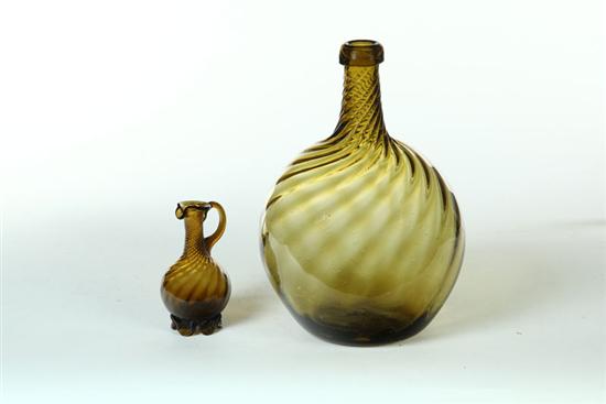 TWO PIECES OF BLOWN AMBER GLASS  117315
