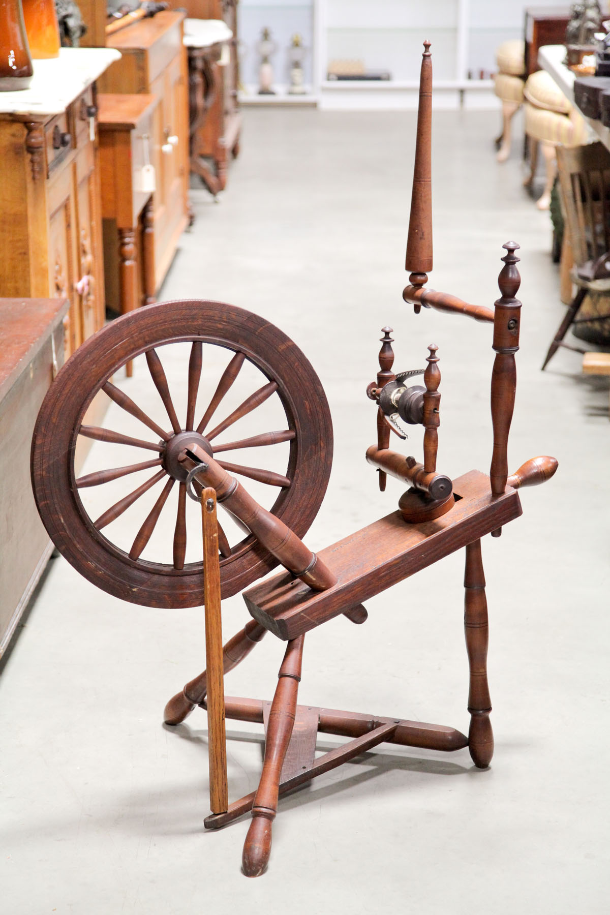 SPINNING WHEEL American probably 1227df