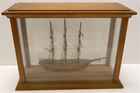 SHIP MODEL Ship model in glass 12095a