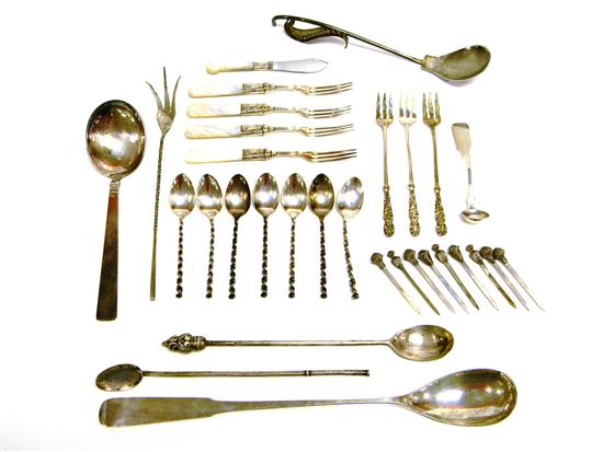 Assortment of mostly sterling utensils 120e2d