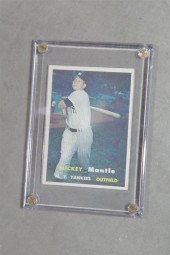 MICKEY MANTLE BASEBALL CARD 1957 123c54