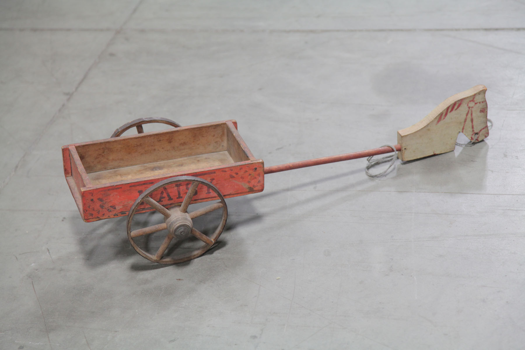 CHILD S HORSE WAGON PULL TOY  122d3f