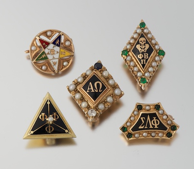 A Set of Five Fraternity Pins 14k 133610