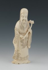 A Chinese Carved Ivory Figure of 13367c