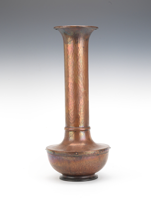 A Roycroft American Beauty Vase 134a43