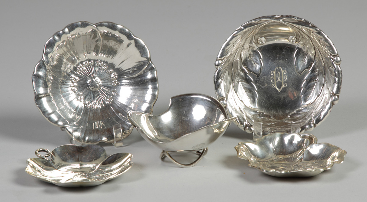 Group of 5 Sterling Dishes 143  135170