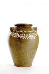 Southern stoneware storage jar 1353d9