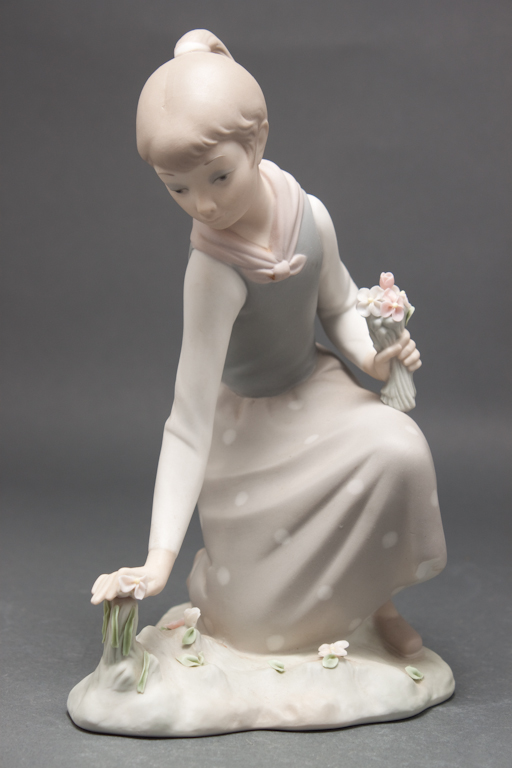 Lladro bisque porcelain figure 1358d4