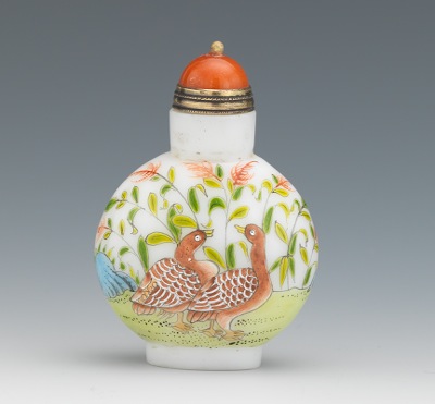A Chinese Glass and Enamel Snuff 133ca1