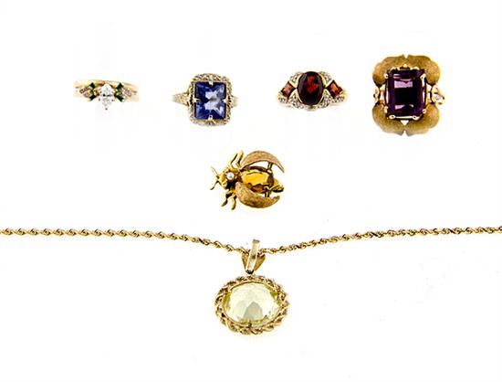 Collection of gemstone rings necklace 1369ca