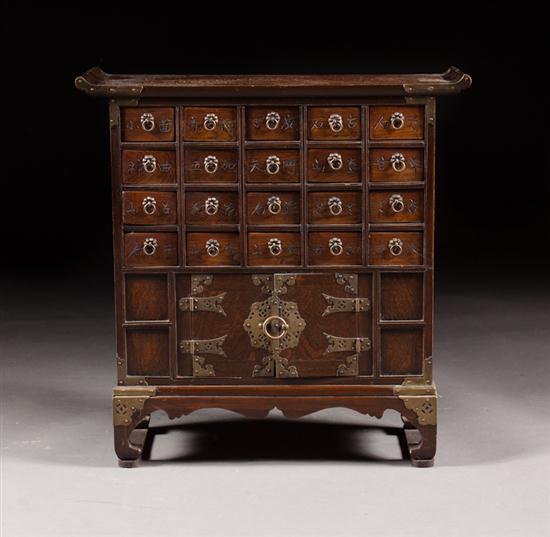 Oriental apothecary cabinet 20 drawer 136f4e
