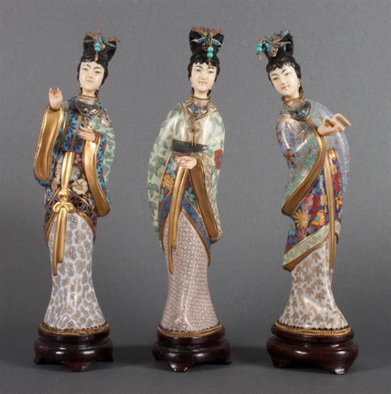 Three Japanese carved and polychromed 13998c