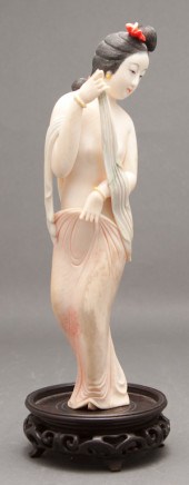 Japanese carved and polychrome 13a056