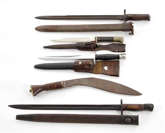 Bayonets and Gurkha knife WWI Enfield 13a5ef