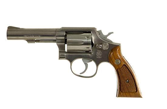 Smith Wesson 357 magnum revolver 13a605