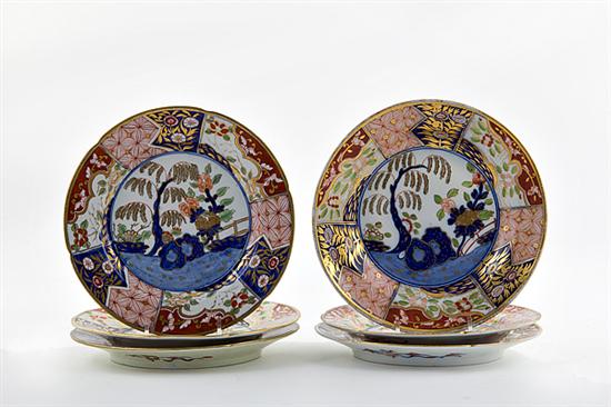 Early English Imari porcelain plates 13a8e1