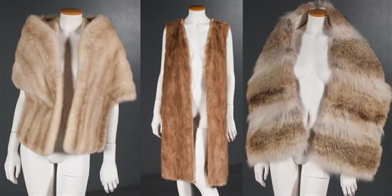 Group of fur clothing articles 13ad52