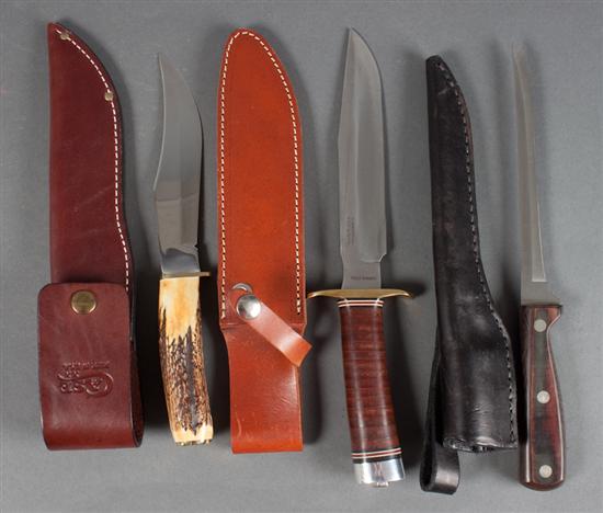 Three large hunting knives by Case 138d8f