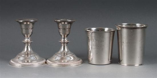 Two American sterling silver tumblers 138e73