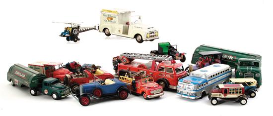Collection of vintage toy cars 13909c
