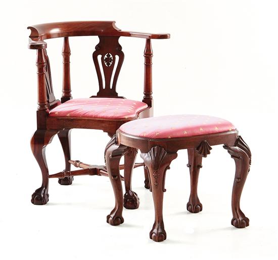 Georgian style mahogany corner chair and