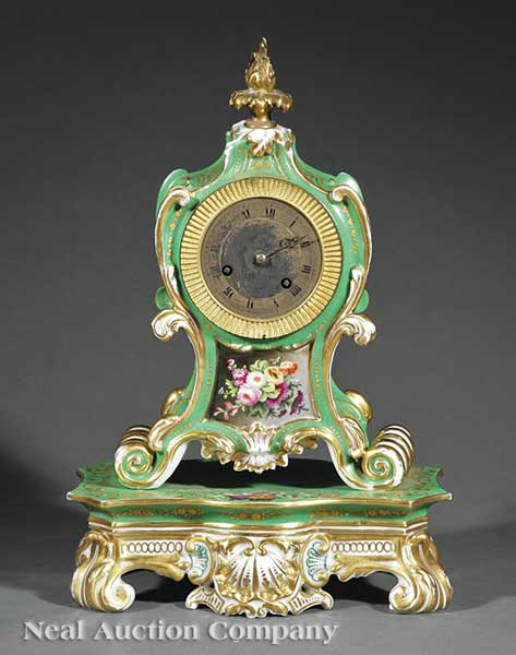 A Paris Porcelain Mantel Clock 13d1bb