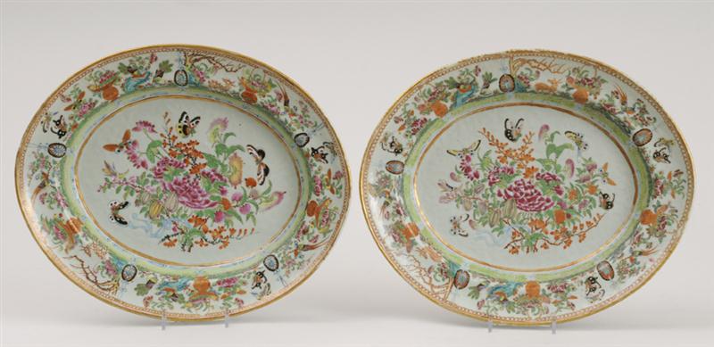 PAIR OF CANTON ENAMELED OVAL PLATTERS 13f7d0
