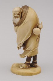 JAPANESE CARVED IVORY FIGURE OF 13dc19