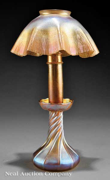 A Tiffany Favrile Iridescent Glass 142181
