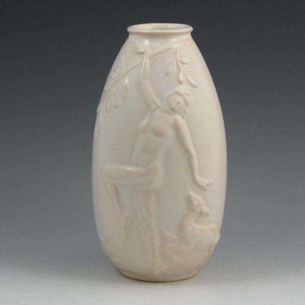 Very uncommon Weller vase in ivory 142d0a