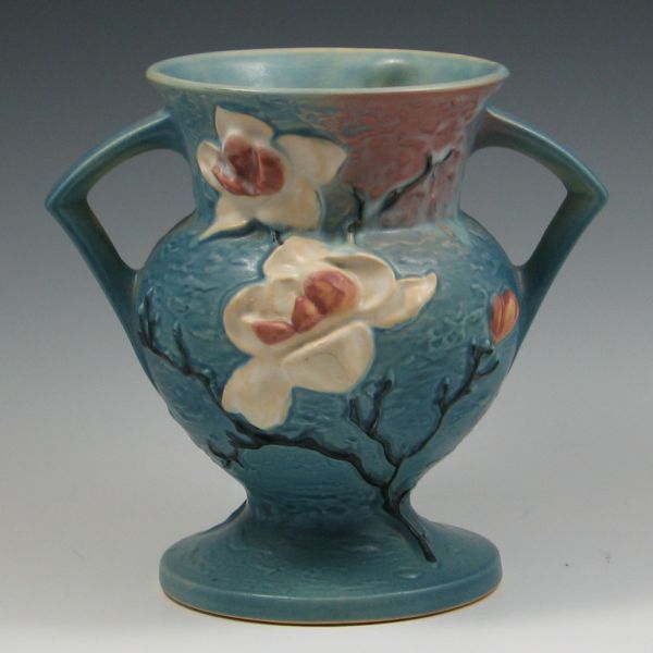 Roseville Magnolia Handled Vase 142f64