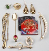 GROUP OF VINTAGE JEWELRY AND ODDMENTS 145b8d