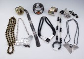 LOT OF CONTEMPORARY FASHION JEWELRY  146003