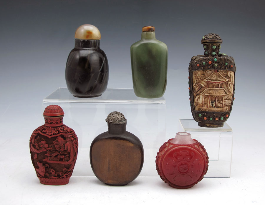 COLLECTION OF 6 CHINESE SNUFF BOTTLES  146816