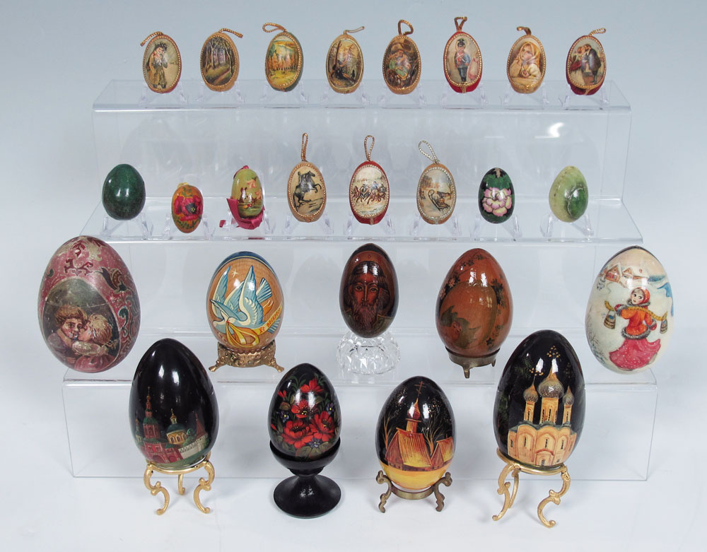 COLLECTION OF 9 RUSSIAN PAINTED 147042