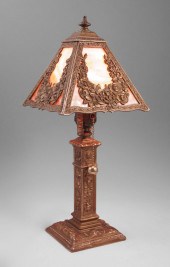 VINTAGE SLAG GLASS BOUDOIR LAMP  147081