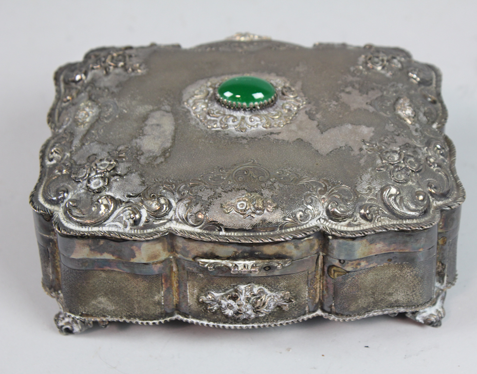 CONTINENTAL SILVER COVERED BOX 1471a9