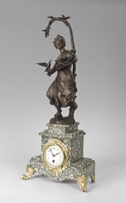 FRENCH FIGURAL MANTLE CLOCK Spelter 145489