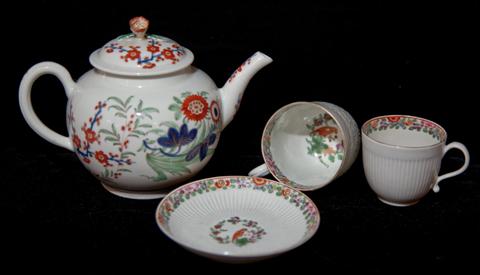 GROUP OF EARLY WORCESTER CERAMICS 14580a