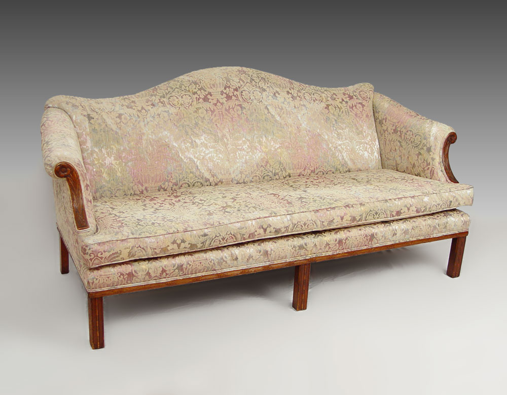 CHIPPENDALE CAMELBACK SOFA Carved 1485ec