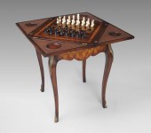 FRENCH CHESS BOARD GAME TABLE  148e5f
