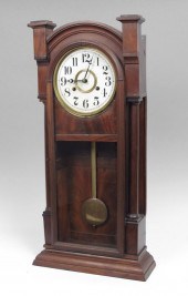 VICTORIAN WALL OR MANTLE CLOCK  148f5e