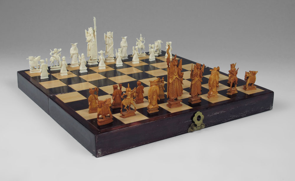 CARVED IVORY CHESS SET IN GAME 148ffe