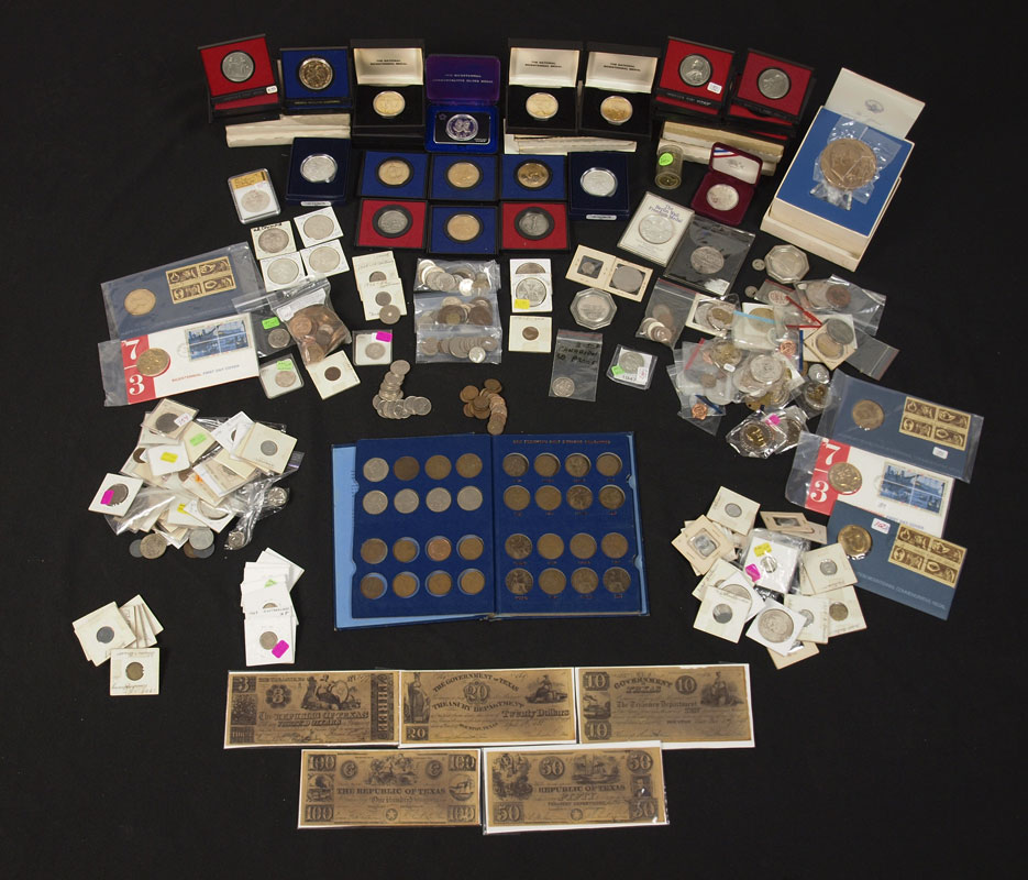 COLLECTION OF ASSORTED FOREIGN 1474be