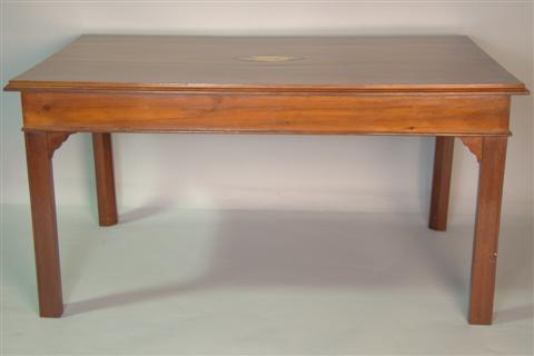 CHIPPENDALE STYLE MAHOGANY LOW 147a29