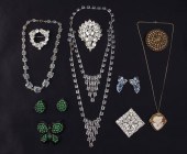 LOT OF ESTATE COSTUME JEWELRY: To include