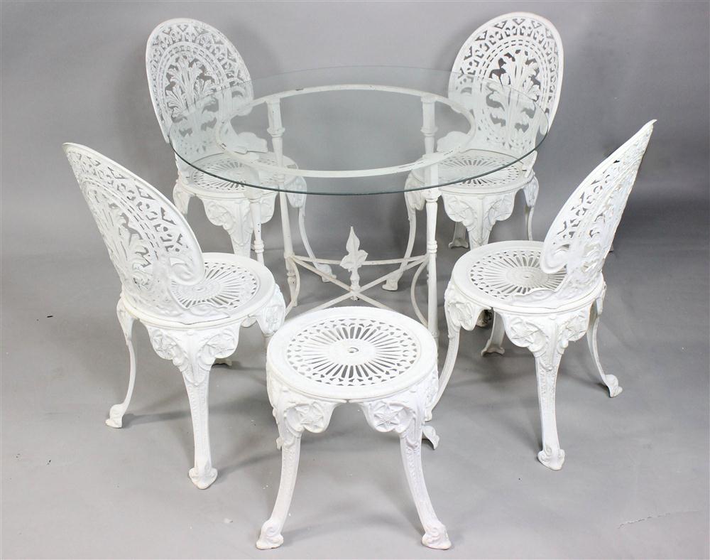 SET OF FOUR VICTORIAN STYLE WHITE 1480a4